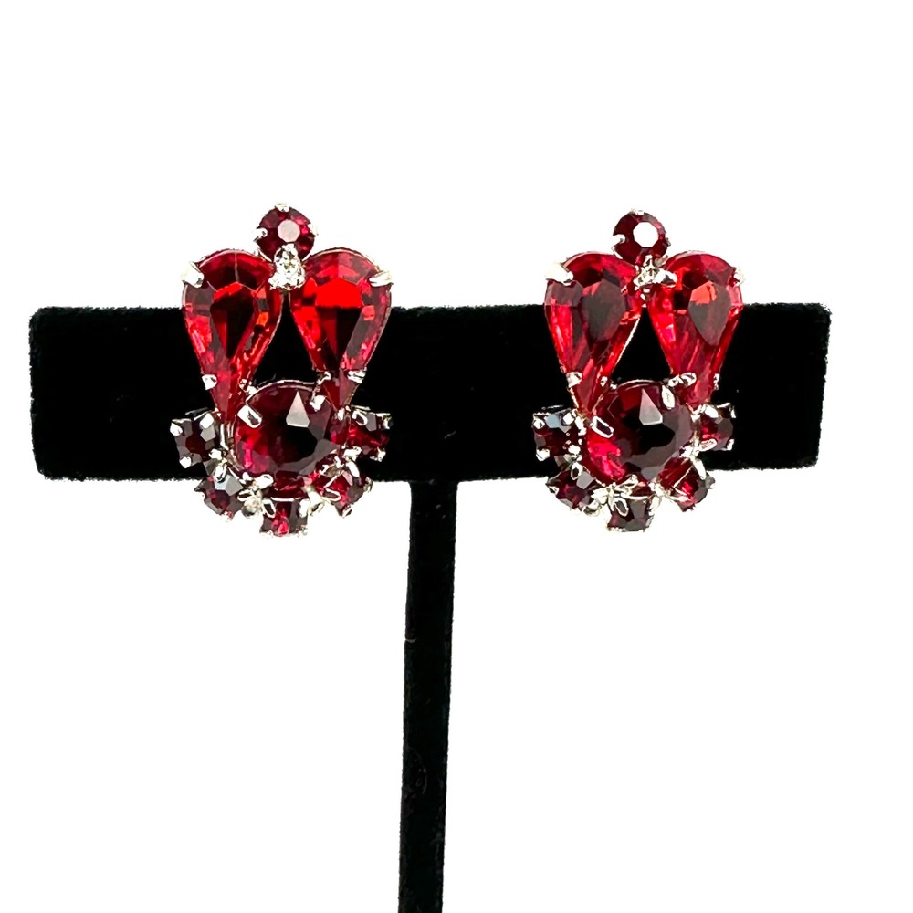 Vintage Red Rhinestone Clip On Earrings Womens OS Red Cluster Crown Style